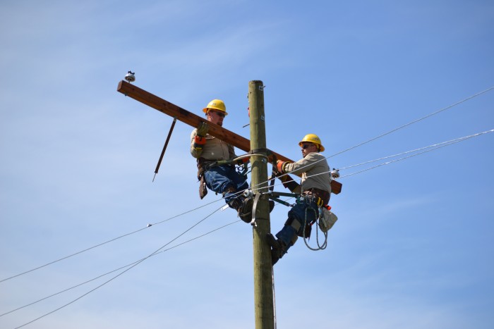 SMECO Linemen Compete in Gaff ‘n’ Go Rodeo